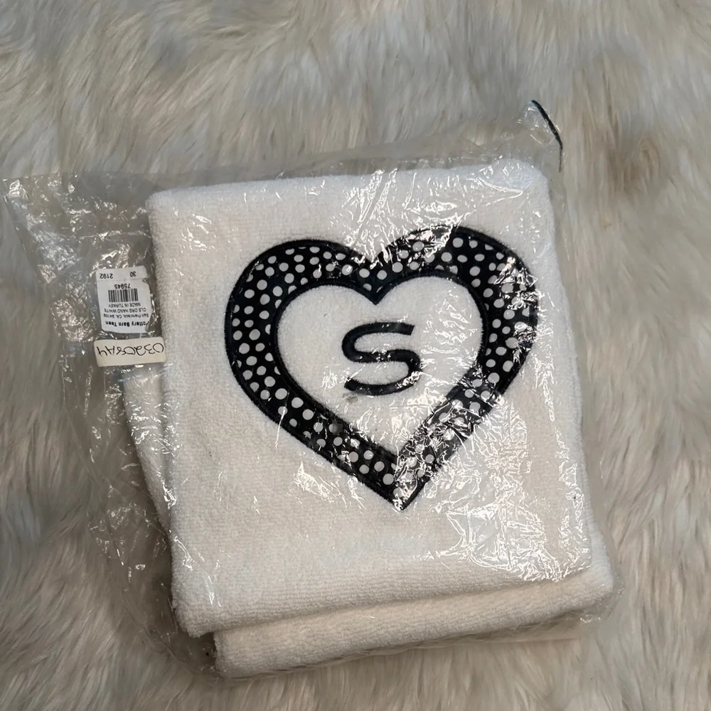 Pottery Barn White and Black Heart Hand Towels S monogram
